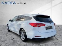 Gebraucht Ford Focus Cool & Connect 150 PS (110 kW) 2021 Frostweiß Kombi