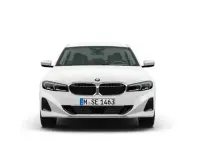 Gebraucht BMW 318 Comfort Edition 150 PS (110 kW) 2023 Weiß Limousine