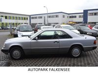 Gebraucht Mercedes 230 132 PS (97 kW) 1989 Silber Coupé