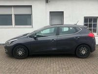 Gebraucht Kia Ceed Spirit 136 PS (100 kW) 2012 Kleinwagen