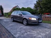 Gebraucht Volvo V70 Summum 185 PS (136 kW) 2009 Beige Kombi