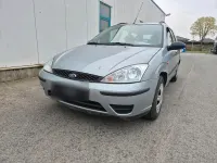 Usado Ford Focus 116 CV (85 kW) 2004 Plateado Familiar