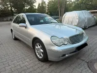Gebraucht Mercedes C180 Elegance 140 PS (102 kW) 2003 Schwarz Kombi