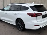 Gebraucht Ford Focus ST 280 PS (205 kW) 2023 Weiß Limousine