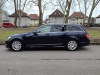 Gebraucht Mercedes C220 170 PS (125 kW) 2013 Blau Kombi