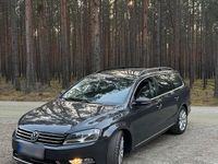 Usata VW Passat 140 CV (102 kW) 2013 Grigio Station wagon