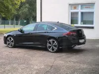 Gebraucht Opel Insignia 174 PS (127 kW) 2021 Schwarz Limousine