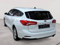 Gebraucht Ford Focus Cool & Connect 120 PS (88 kW) 2021 Frostweiß Kombi