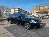 Gebraucht Mercedes E220 Elegance 170 PS (125 kW) 2010 Schwarz Limousine