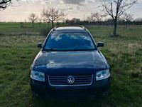Gebraucht VW Passat 2002 Blau Kombi