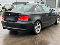 Gebraucht BMW 123 Coupé 204 PS (150 kW) 2011 Schwarz Coupé