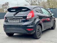 Gebraucht Ford Fiesta Titanium 101 PS (74 kW) 2015 Schwarz Limousine
