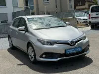 Gebraucht Toyota Auris Comfort 116 PS (85 kW) 2016 Silber Limousine
