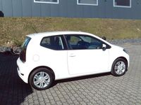 Gebraucht VW up! high up! 60 PS (44 kW) 2018 Weiß Kleinwagen