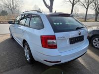 Gebraucht Skoda Octavia Clever 116 PS (85 kW) 2018 Weiß Kombi