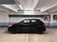 Gebraucht Peugeot 206+ 73 PS (53 kW) 2012 Schwarz Kleinwagen