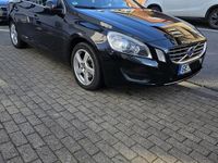 Gebraucht Volvo S60 Momentum 163 PS (119 kW) 2012 Schwarz Limousine
