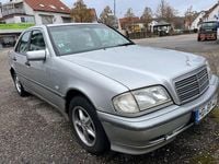 Gebraucht Mercedes C180 Classic 122 PS (89 kW) 1997 Silber Limousine