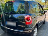 Second-hand Renault Modus 101 CP (74 kW) 2005 Andere farben Monovolum