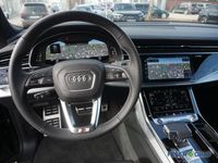Gebraucht Audi Q8 Ambiente 286 PS (210 kW) 2025 Daytonagrau perleffekt SUV