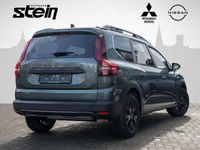 Neu Dacia Jogger Extreme 141 PS (103 kW) 2025 Gruen Van / Kleinbus