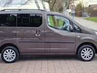 Gebraucht Nissan Evalia Tekna 110 PS (80 kW) 2017 Bronze metallic Van / Kleinbus
