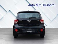 Gebraucht Hyundai i10 Trend 67 PS (49 kW) 2016 Schwarz Kleinwagen