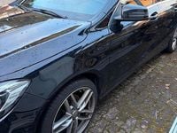 Gebraucht Mercedes CLA180 Shooting Brake Urban 122 PS (89 kW) 2017 Schwarz Kombi