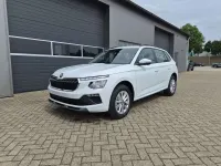Neu Skoda Kamiq Selection 116 PS (85 kW) 2026 Moonweiß perleffekt SUV