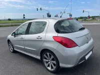 Gebraucht Peugeot 308 Active 120 PS (88 kW) 2011 Silber Limousine