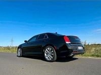 Używany Chrysler 300C 306 KM (225 kW) 2019 Czarny Sedan/Limuzyna