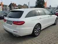 Gebraucht Mercedes E220 Avantgarde 194 PS (142 kW) 2018 Weiß Limousine