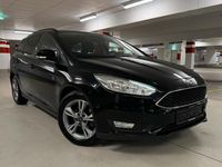 Usado Ford Focus Business Edition 95 CV (69 kW) 2015 Negro Familiar