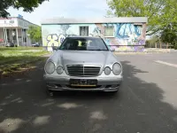 Gebraucht Mercedes E280 Elegance 204 PS (150 kW) 2000 Silber Limousine