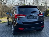 Gebraucht Hyundai ix20 Edition 90 PS (66 kW) 2013 Schwarz Kleinwagen