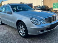 Gebraucht Mercedes E200 163 PS (119 kW) 2004 Silber Kombi