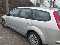 Gebraucht Ford Focus 101 PS (74 kW) 2007 Silber Kombi