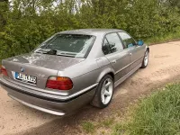 Gebraucht BMW 735 235 PS (172 kW) 1996 Silber Limousine