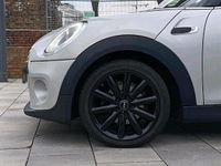 Gebraucht Mini Cooper 136 PS (100 kW) 2015 Grau Kleinwagen