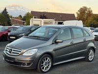 Gebraucht Mercedes B200 193 PS (141 kW) 2006 Grau Van / Kleinbus