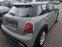 Gebraucht Mini ONE Essential 102 PS (75 kW) 2022 Grau Kleinwagen