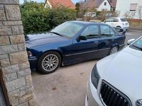 Usata BMW 318 113 CV (83 kW) 2013 Blu Berlina