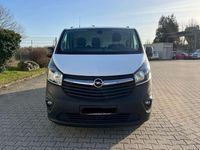 Gebraucht Opel Vivaro 125 PS (91 kW) 2018 Weiß Van / Kleinbus