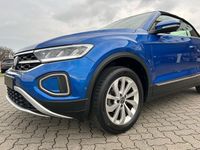 Gebraucht VW T-Roc Cabriolet Style 150 PS (110 kW) 2024 Blau Cabrio