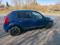 Gebraucht Dacia Sandero 75 PS (55 kW) 2009 Blau Kleinwagen