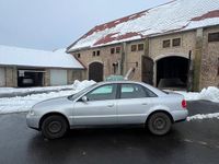 Usado Audi A4 100 CV (73 kW) 2000 Plateado Berlina