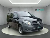 Gebraucht Mercedes Vito 163 PS (119 kW) 2024 Obsidianschwarz metallic (metallic) Van