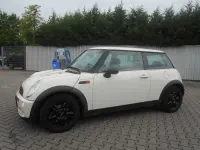 Gebraucht Mini ONE 90 PS (66 kW) 2005 Pepper white Kleinwagen