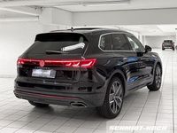 Gebraucht VW Touareg Elegance 381 PS (280 kW) 2024 Grenadillschwarz (schwarz) SUV