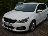 Gebraucht Peugeot 308 131 PS (96 kW) 2021 Weiß Limousine